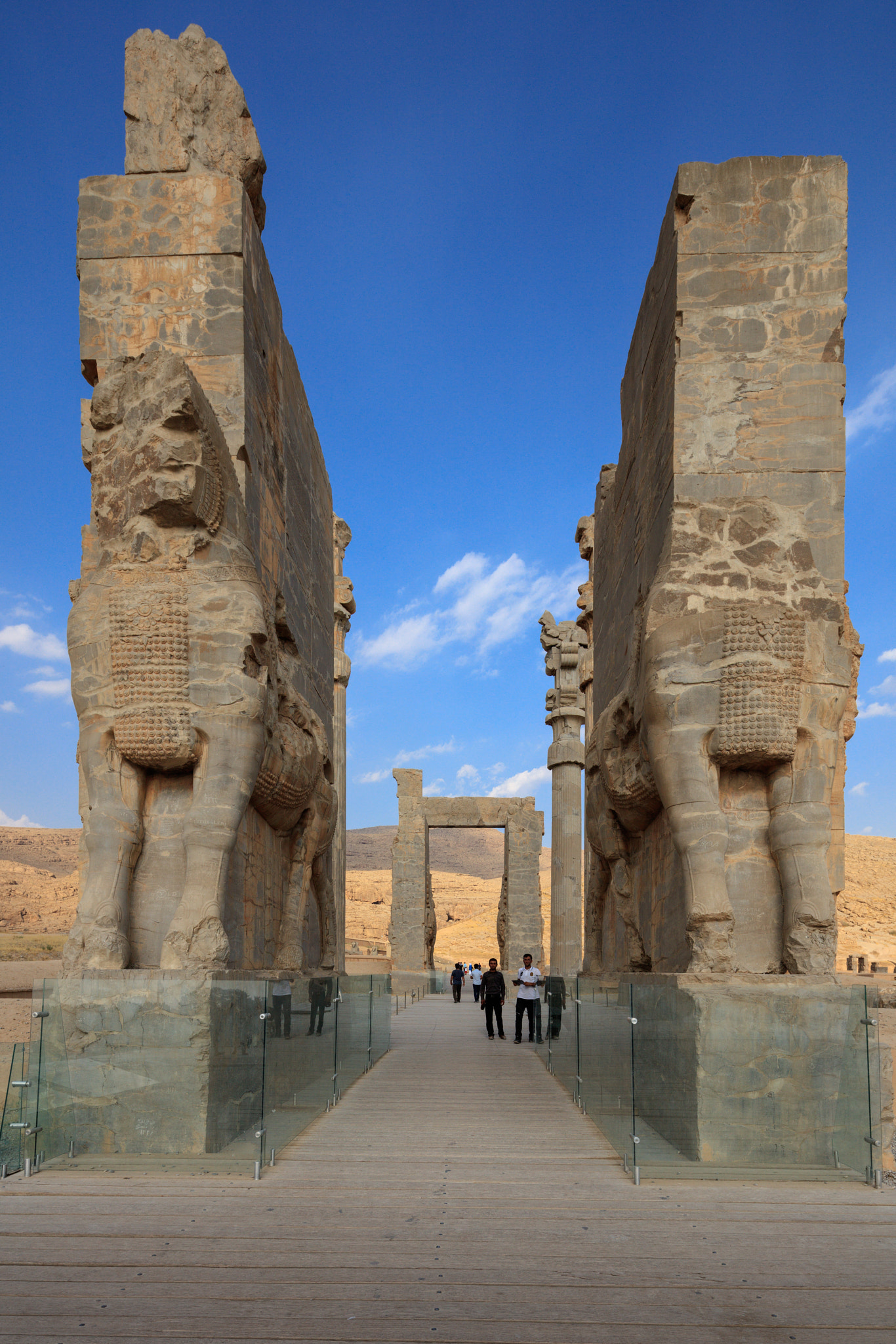 Canon EOS 5DS R + Canon TS-E 17mm F4L Tilt-Shift sample photo. Persepolis photography