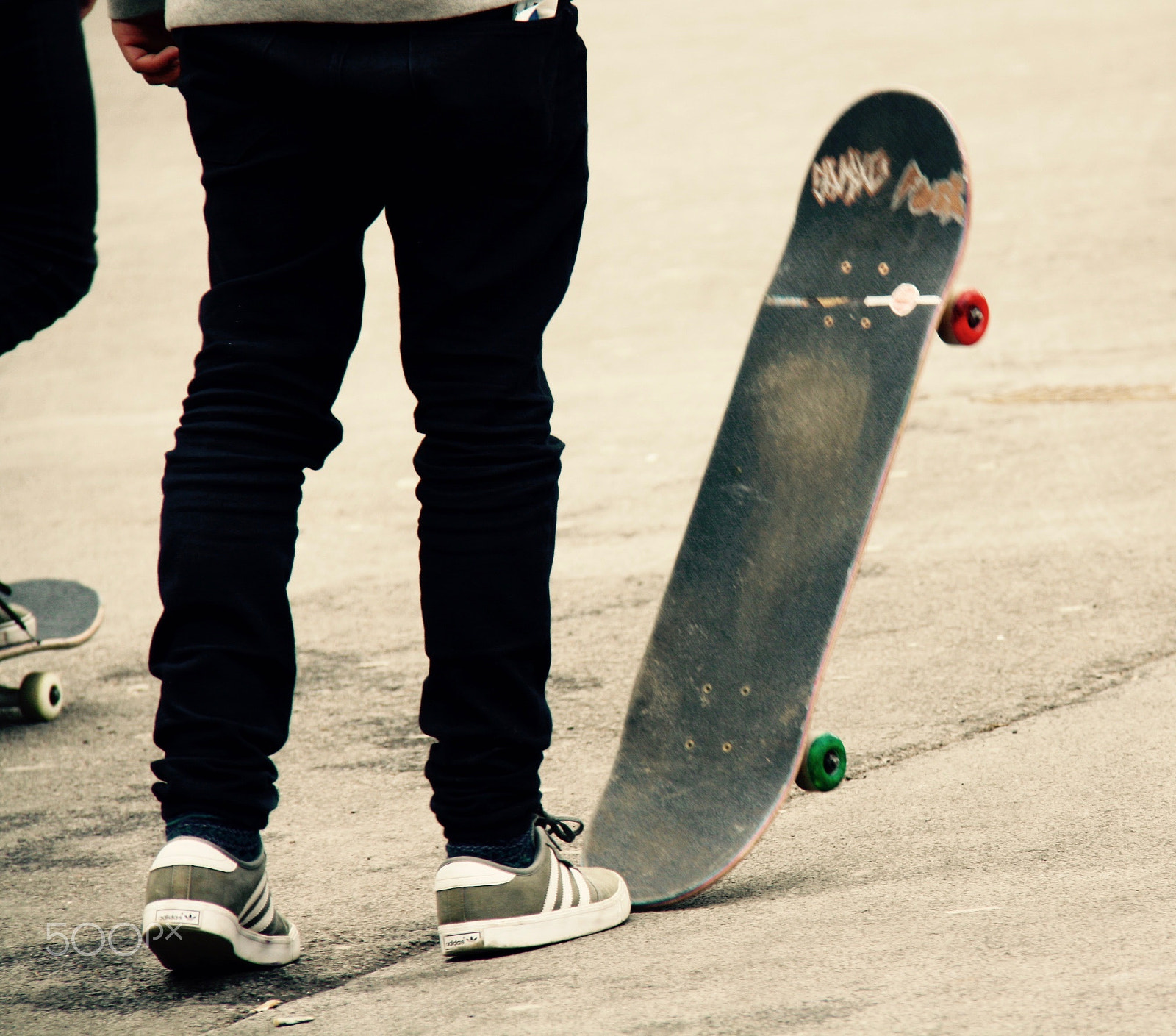 Canon EOS 1000D (EOS Digital Rebel XS / EOS Kiss F) sample photo. Skateboarding in birmingham photography