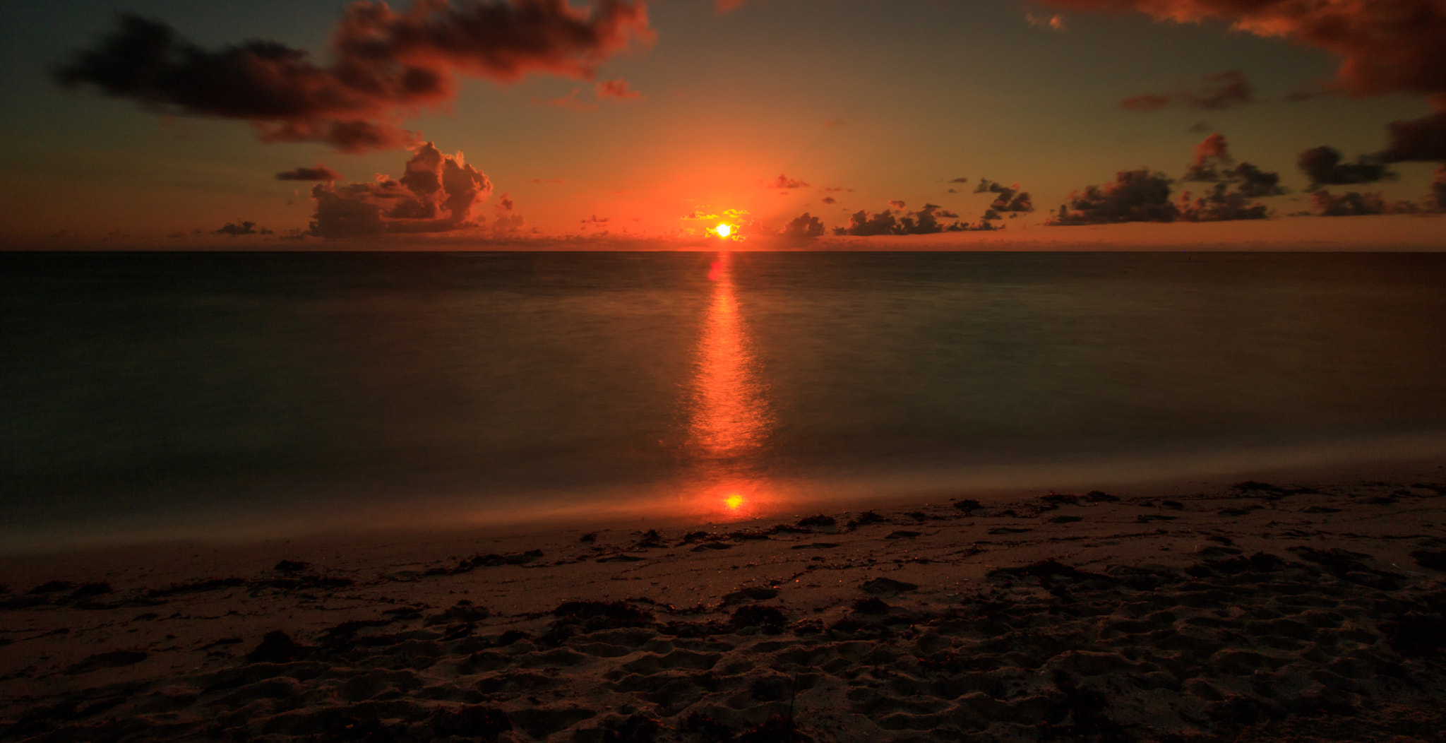 Canon EF-S 10-18mm F4.5–5.6 IS STM sample photo. Miami sunrise 1/3 photography