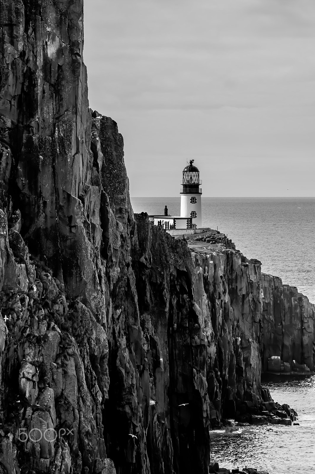 Sigma 120-400mm F4.5-5.6 DG OS HSM sample photo. Lighthouse photography