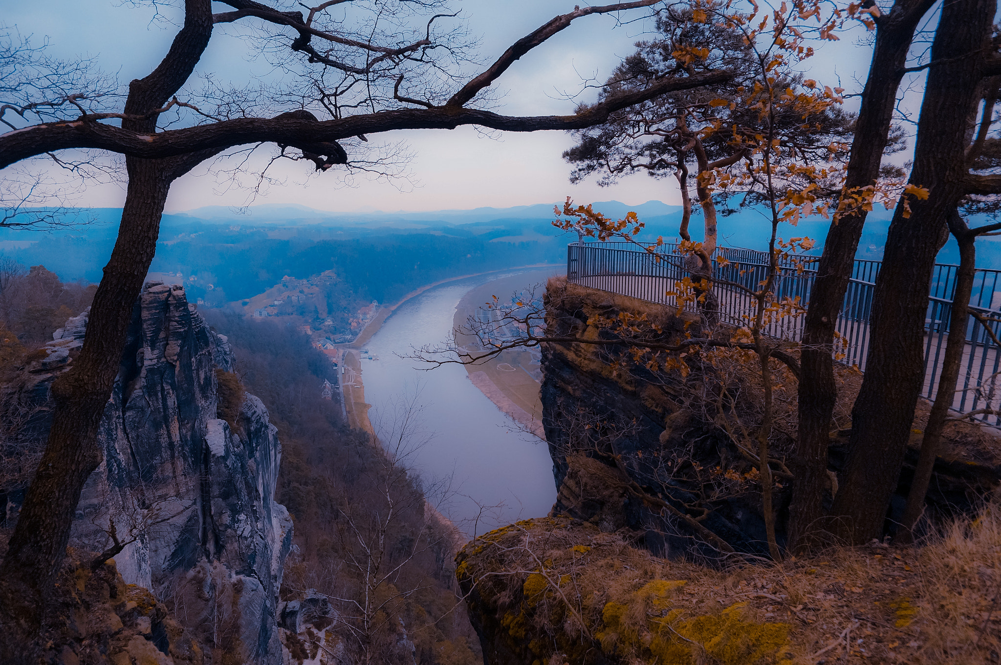 ZEISS Touit 12mm F2.8 sample photo. Elbe river from above photography