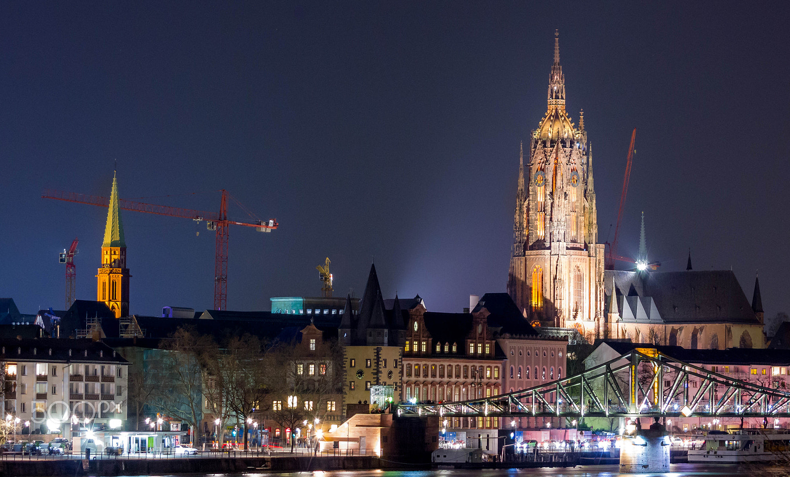 Canon EF 55-200mm f/4.5-5.6 sample photo. Frankfurt at night photography