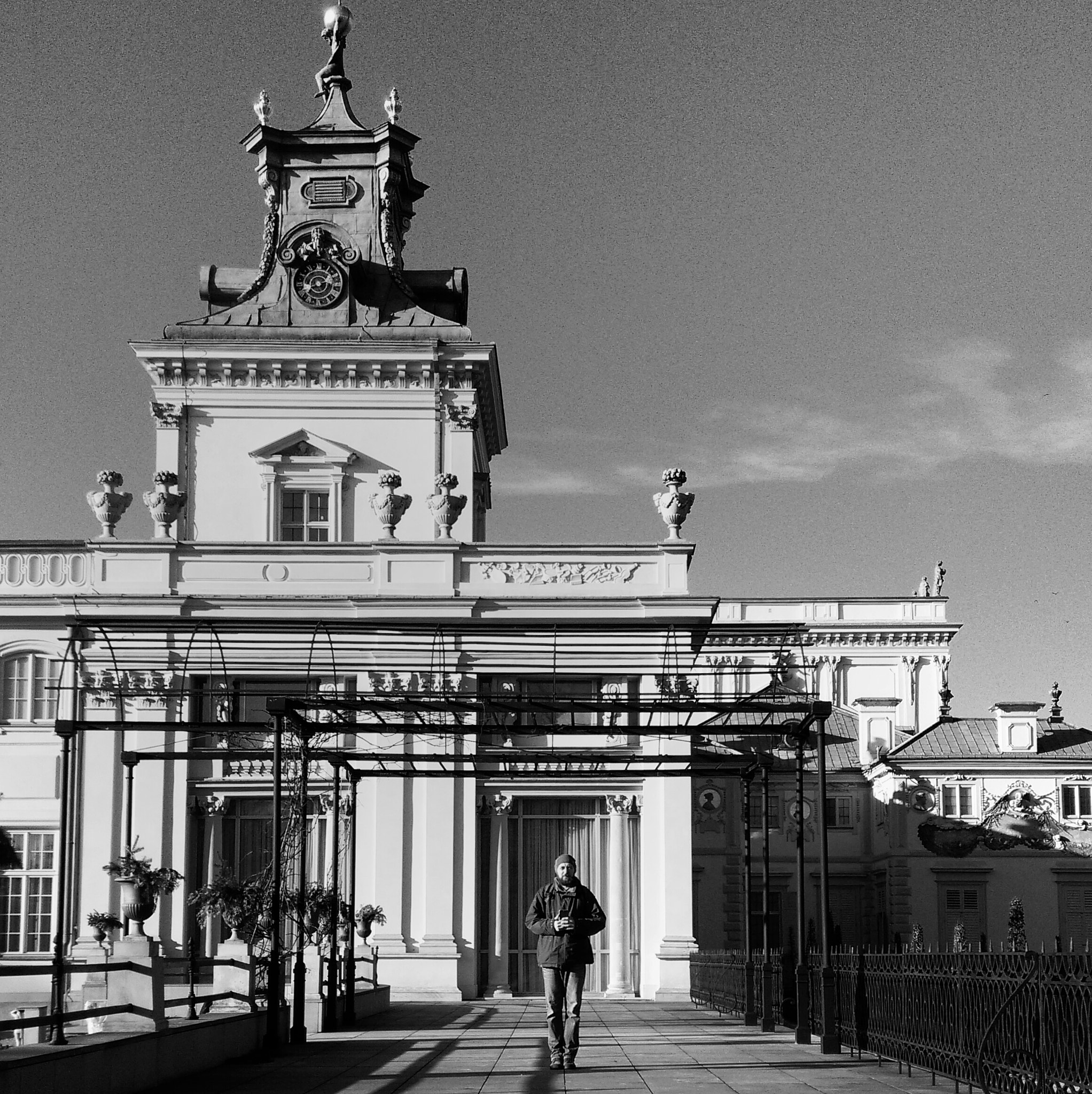 HTC DESIRE 820 sample photo. Wilanów palace in warsaw photography