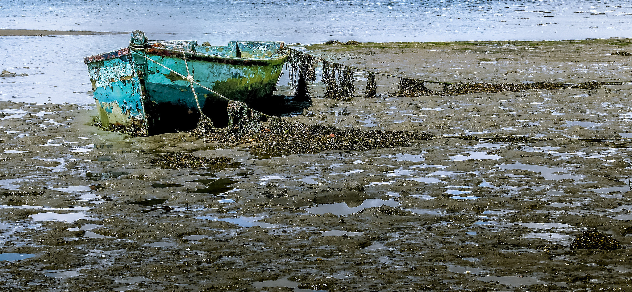 Canon EF-S 18-55mm F3.5-5.6 sample photo. Barque - pont-lorois photography