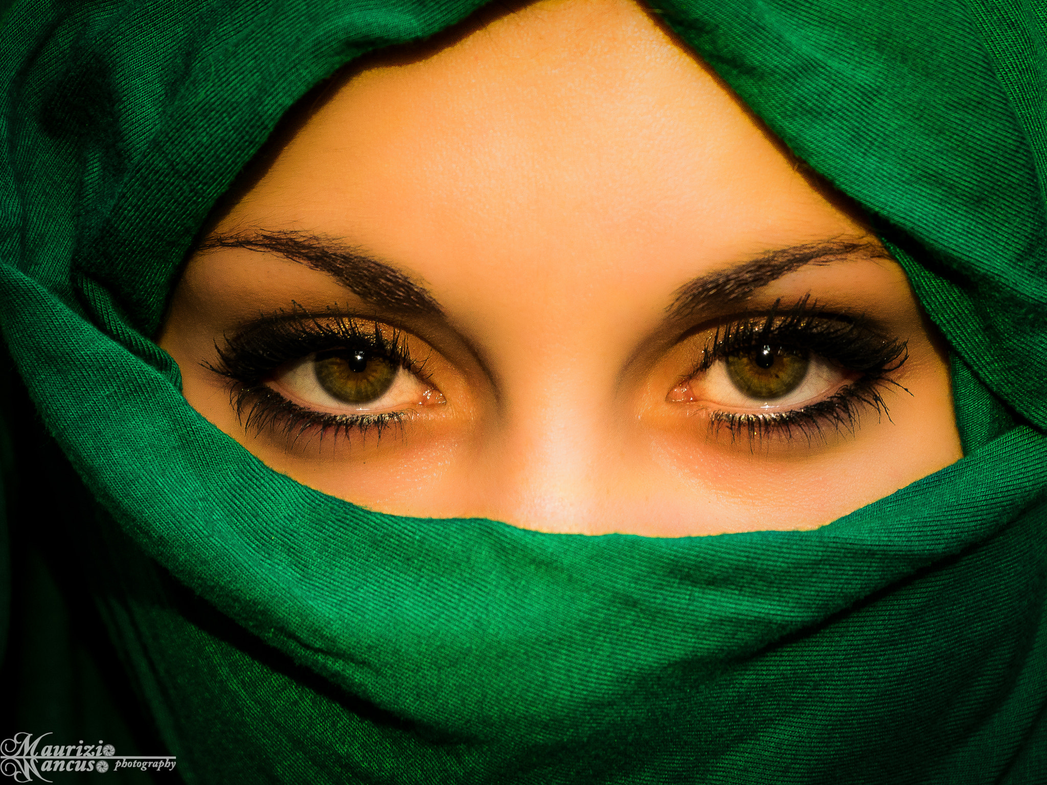 Panasonic Lumix DMC-G6 sample photo. Green eyes photography
