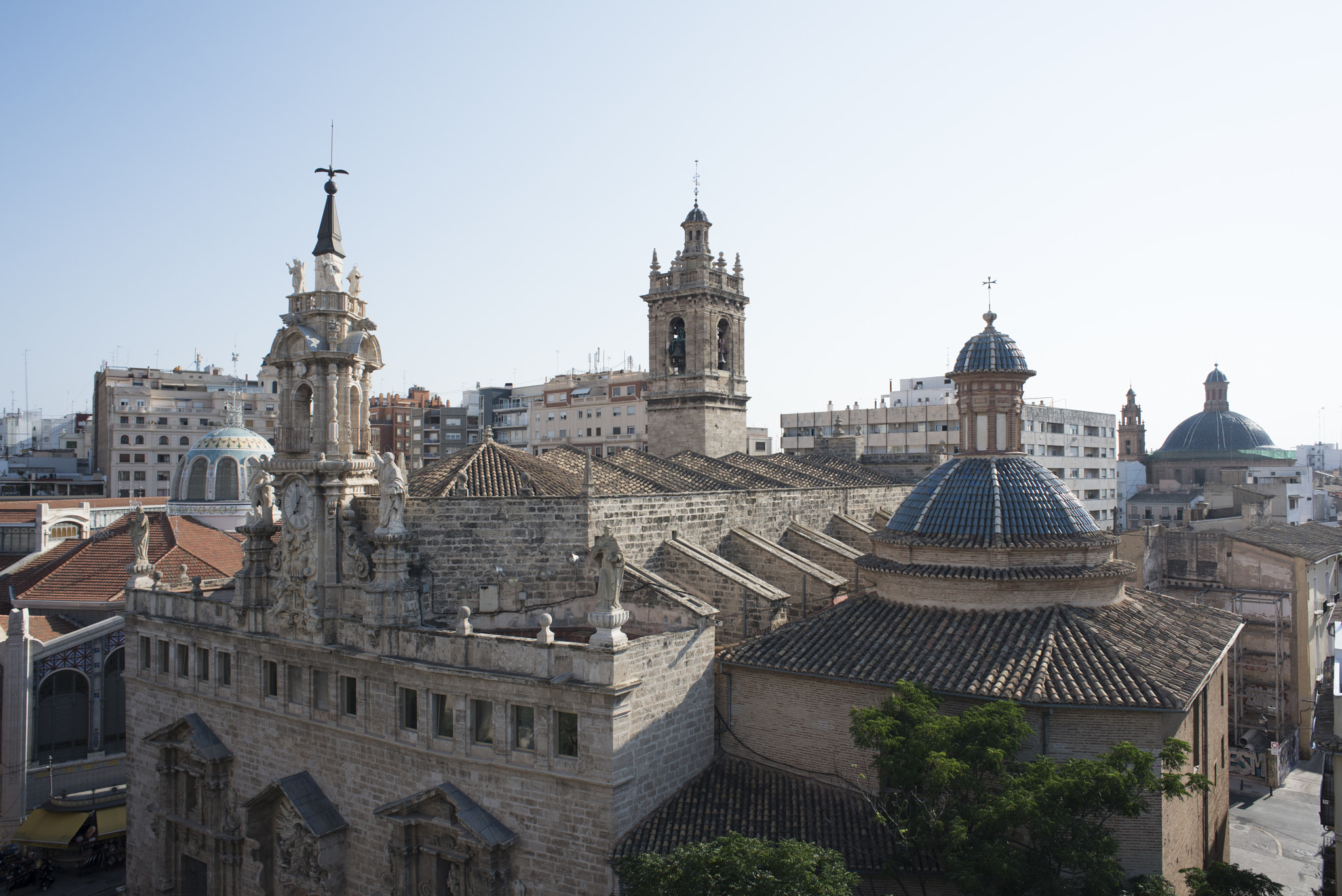 Nikon D810 + Nikon AF Nikkor 24mm F2.8D sample photo. Iglesia de los santos juanes, valencia, spain. photography