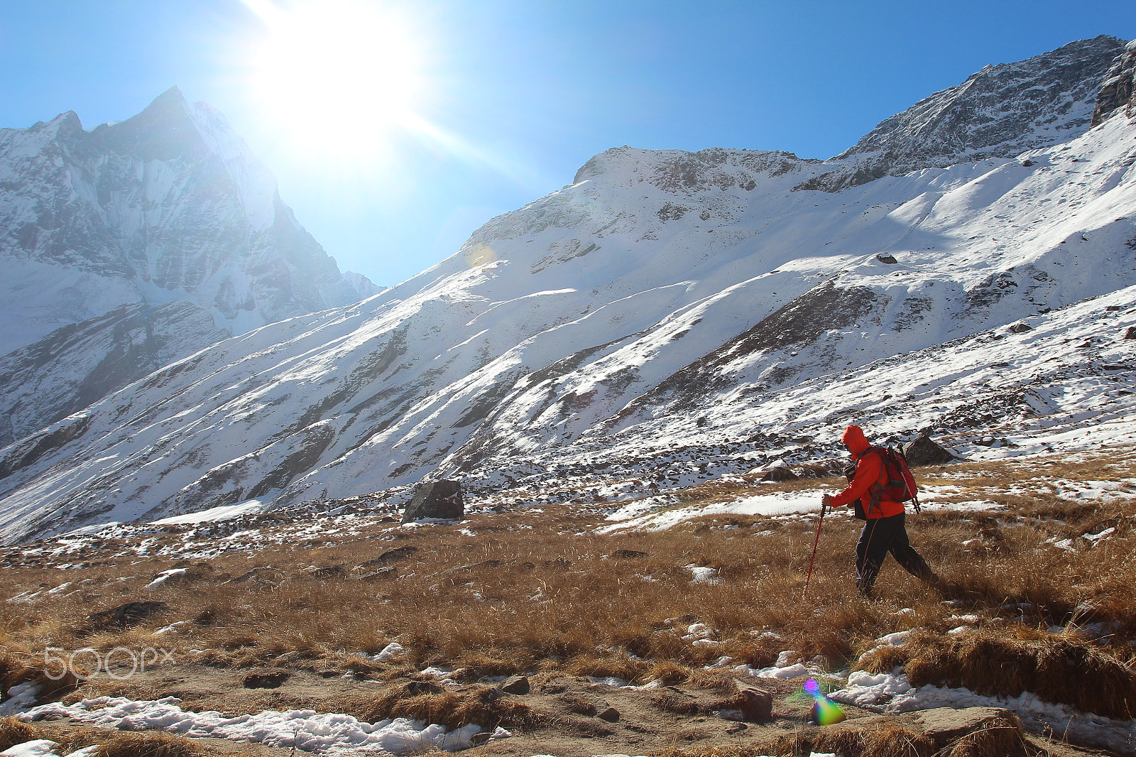 Canon EOS 600D (Rebel EOS T3i / EOS Kiss X5) + Canon EF 17-40mm F4L USM sample photo. Hiking at nepal photography