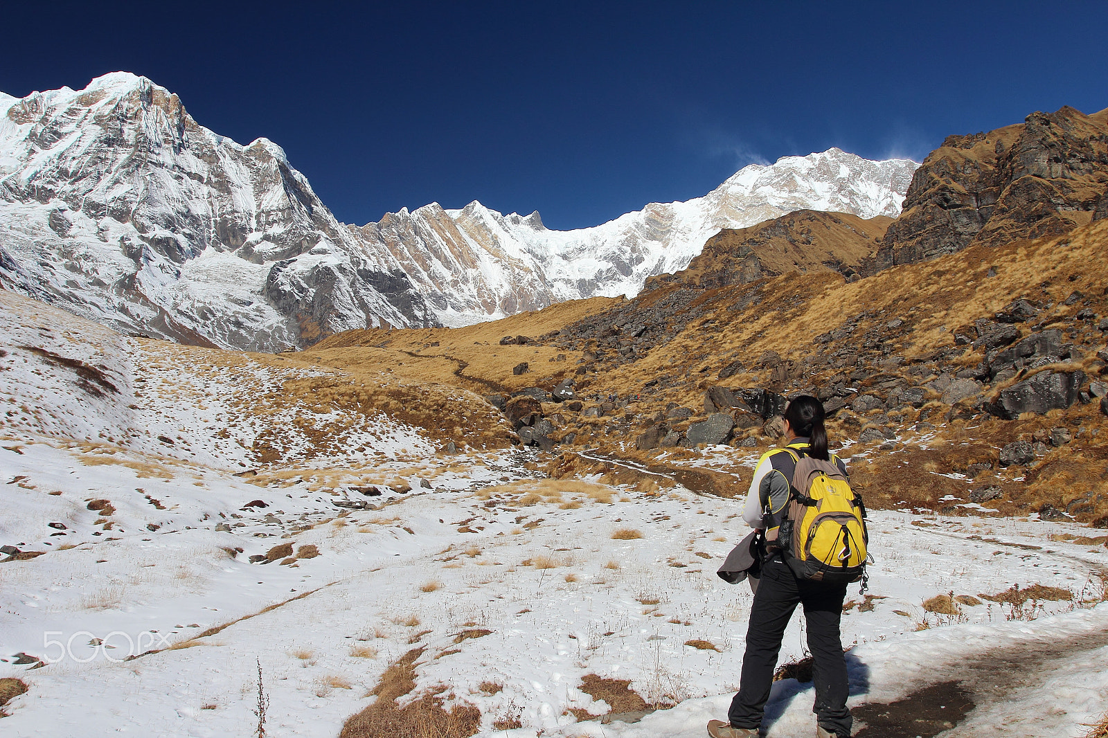 Canon EOS 600D (Rebel EOS T3i / EOS Kiss X5) + Canon EF 17-40mm F4L USM sample photo. Trekking at nepal photography