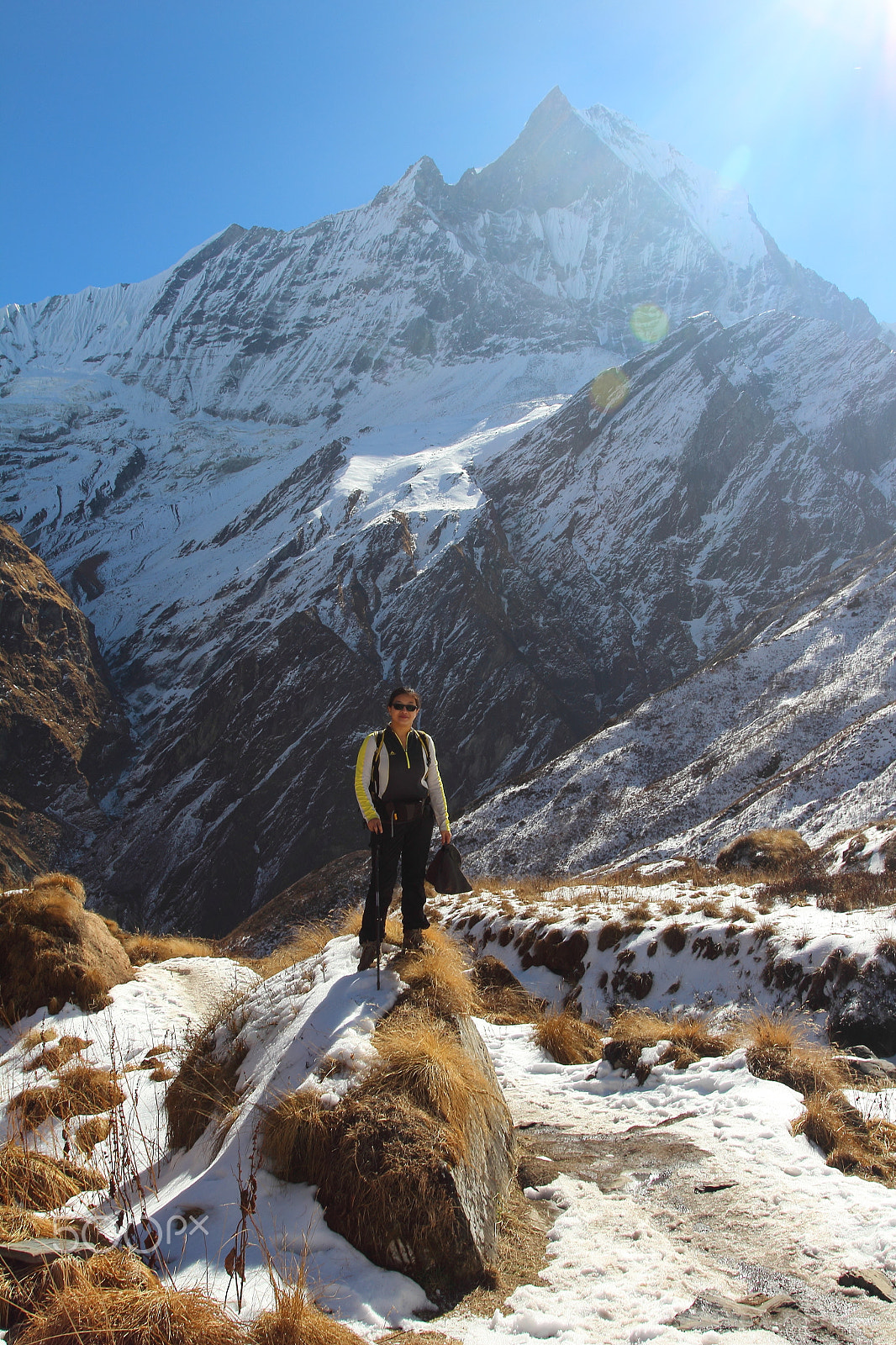 Canon EOS 600D (Rebel EOS T3i / EOS Kiss X5) + Canon EF 17-40mm F4L USM sample photo. Trekking at nepal photography