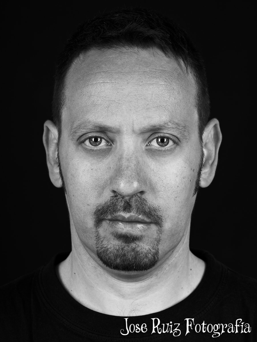 Nikon D610 + Nikon AF Nikkor 105mm F2D DC sample photo. Autorretrato 2 photography