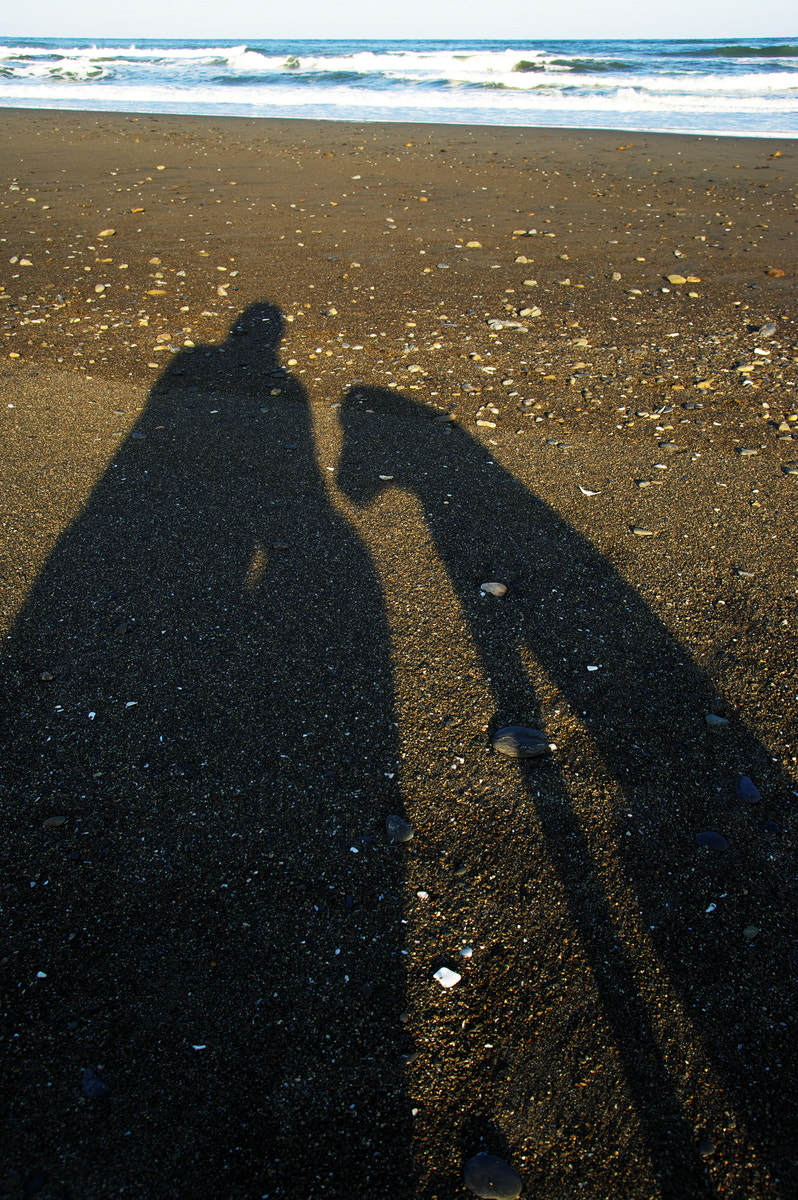 Pentax K20D sample photo. Two guys photography