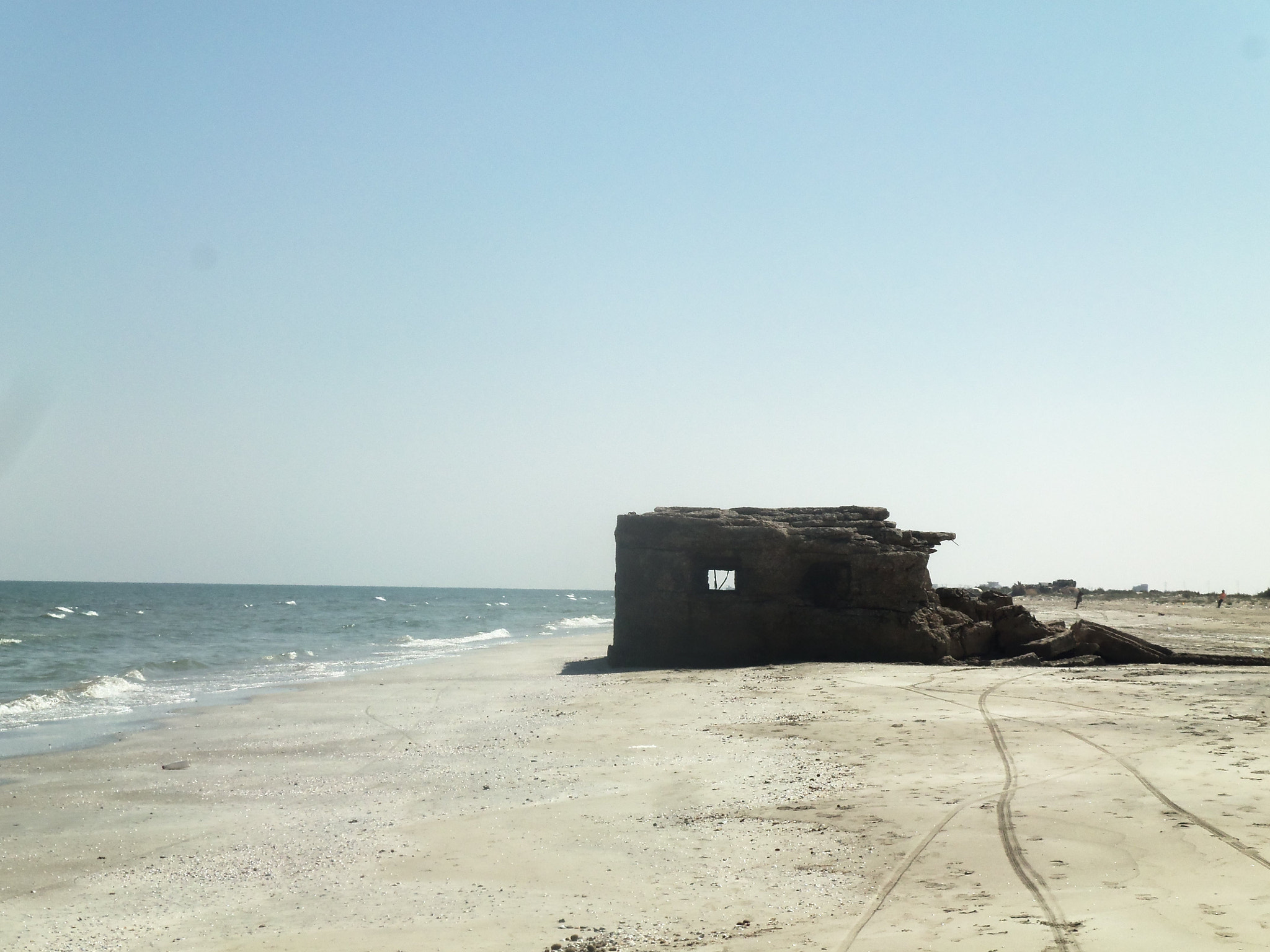 Kodak EASYSHARE M580 DIGITAL CAMERA sample photo. World war 2 bunker photography