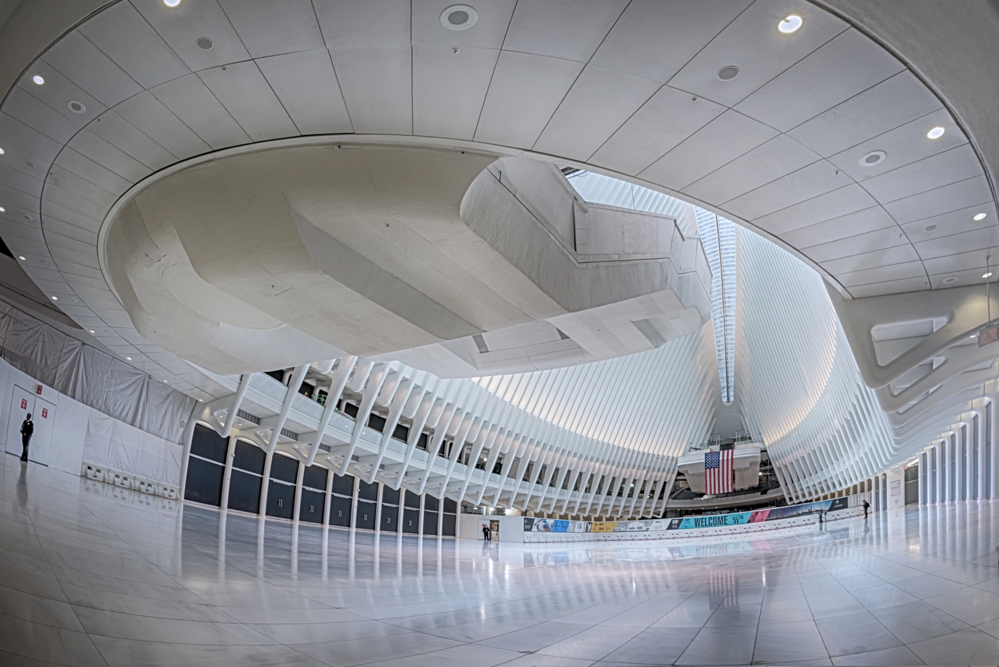 15mm F2.8 sample photo. The oculus photography