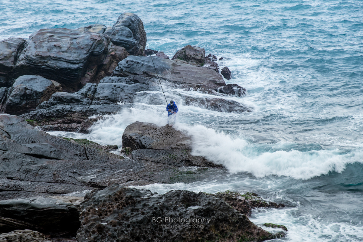 Sony a7 + Canon EF 85mm F1.2L II USM sample photo. 驚濤. photography