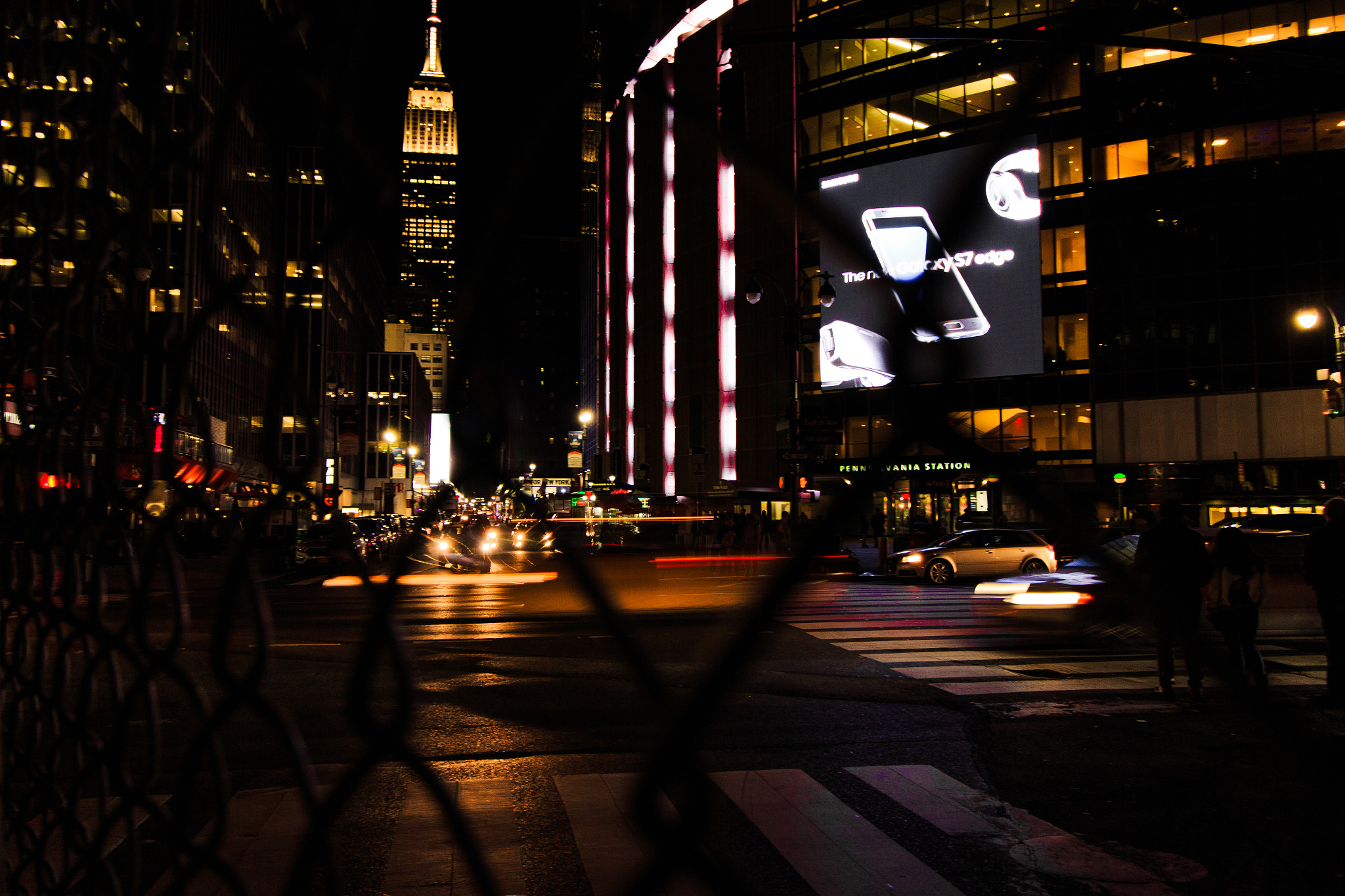 Canon EF-S 10-18mm F4.5–5.6 IS STM sample photo. Urban prison photography