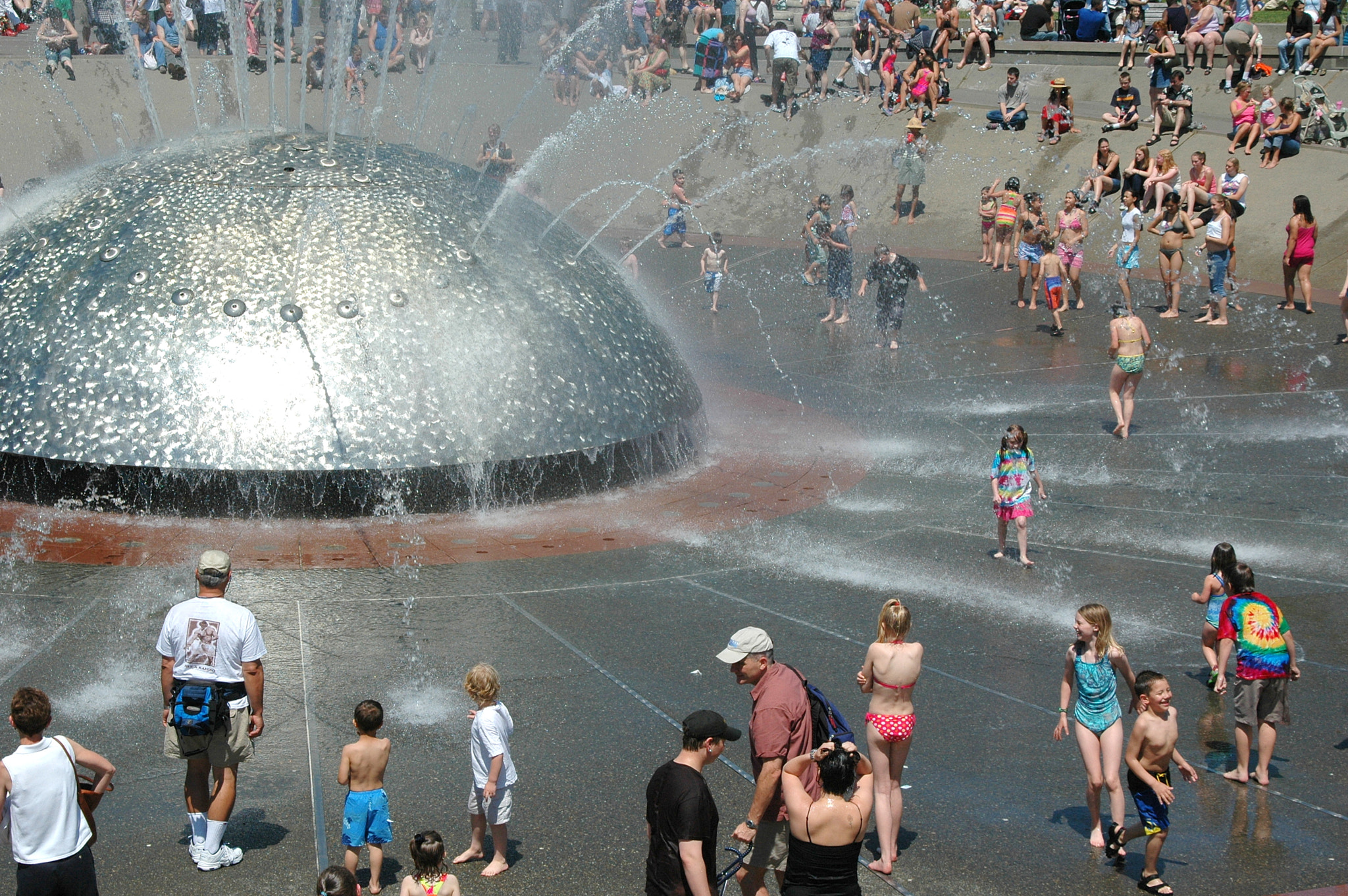 Nikon D70 sample photo. Seattle water fountain. photography
