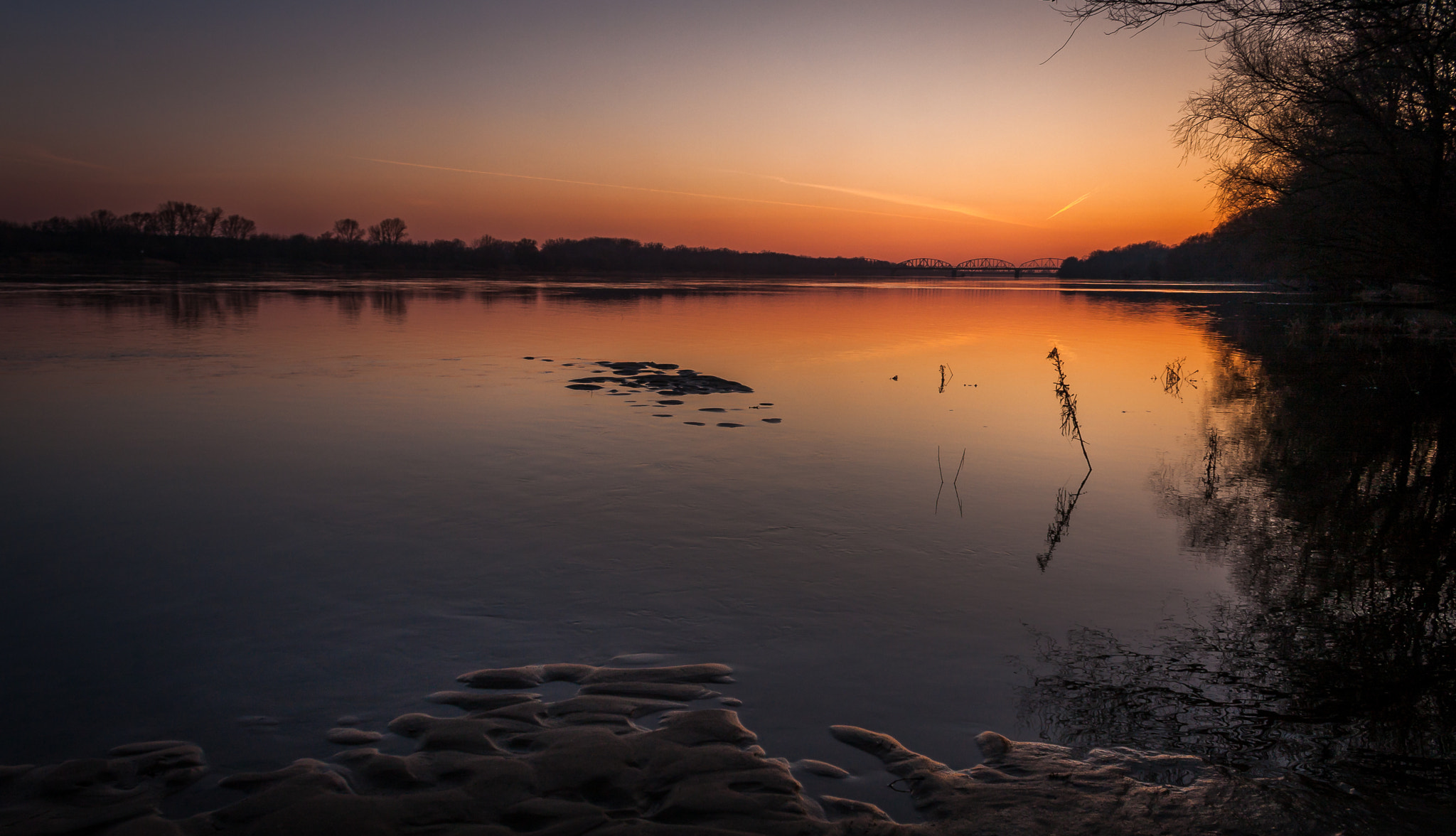 Canon EF-S 18-55mm F3.5-5.6 sample photo. Nice sunset in toruń photography