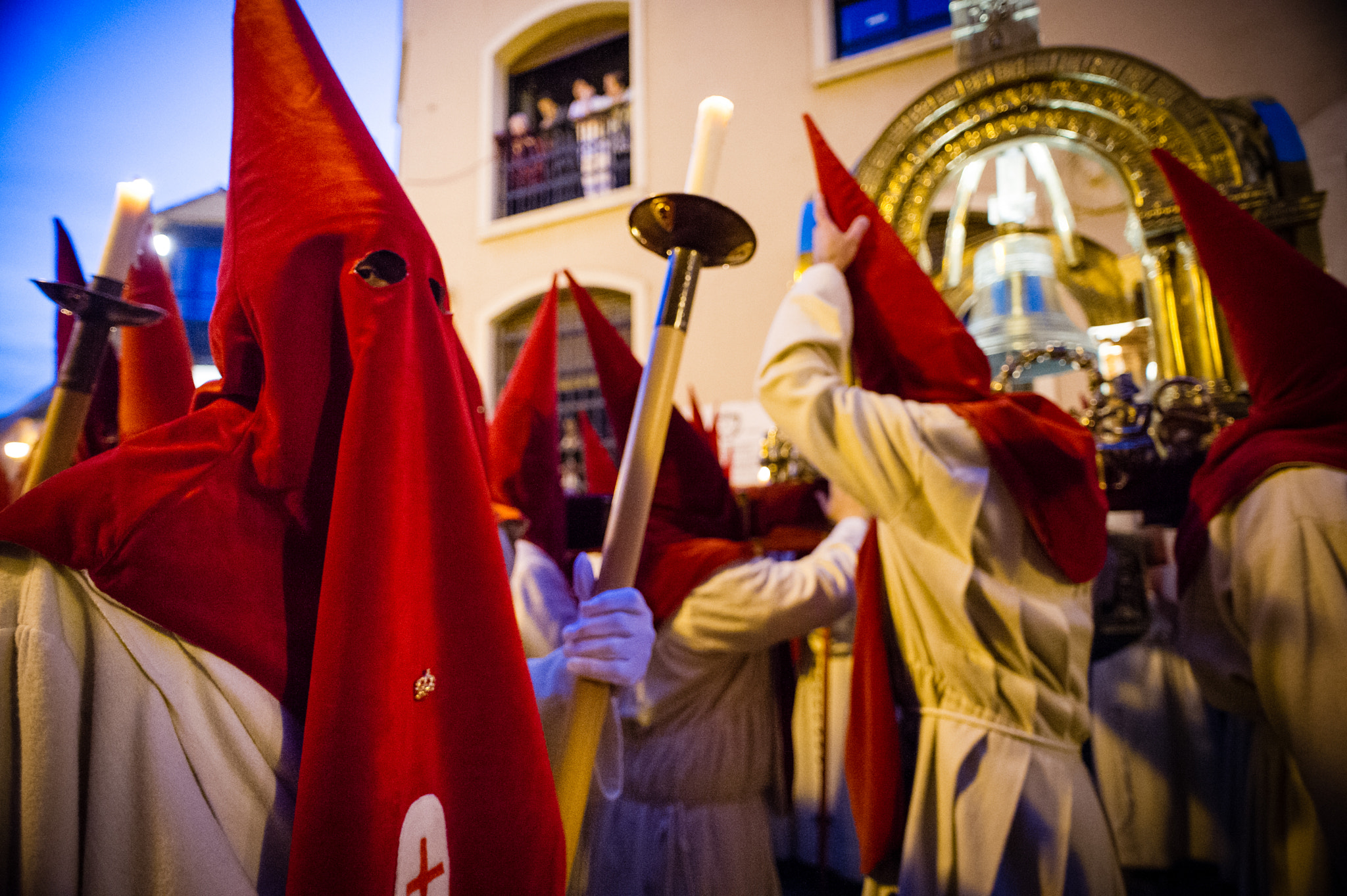 Nikon D3S + Nikon AF Nikkor 20mm F2.8D sample photo. Real hermandad del stmo. cristo de las injurias cofradía del silencio photography