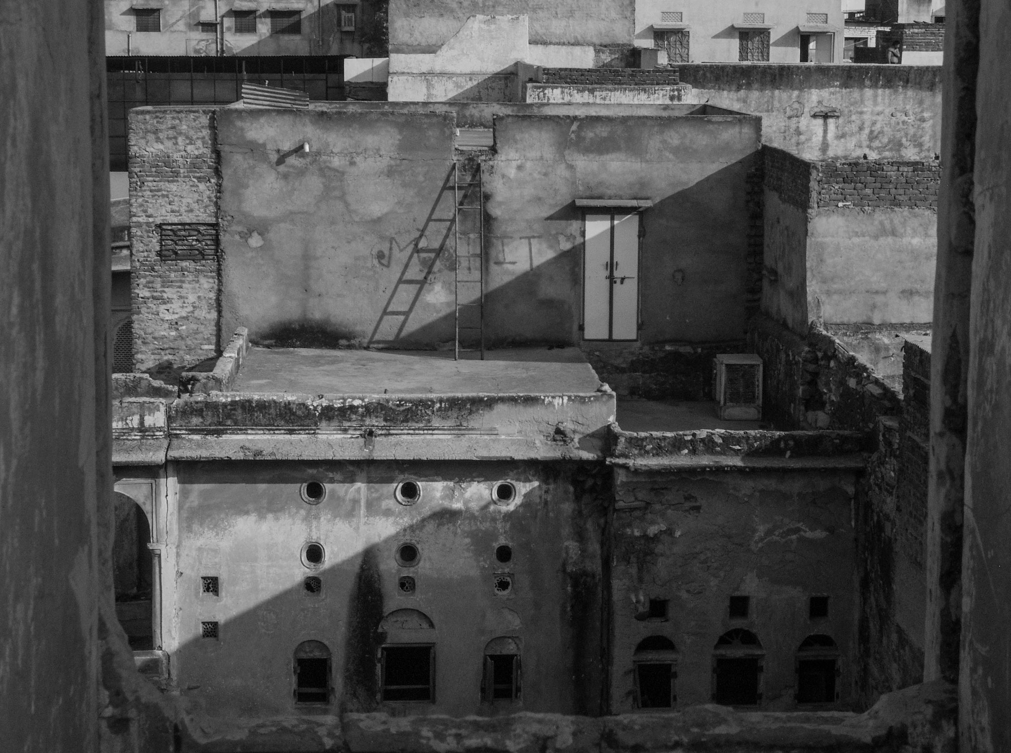 Pentax K200D + Sigma sample photo. The ladder, the door & geometry photography
