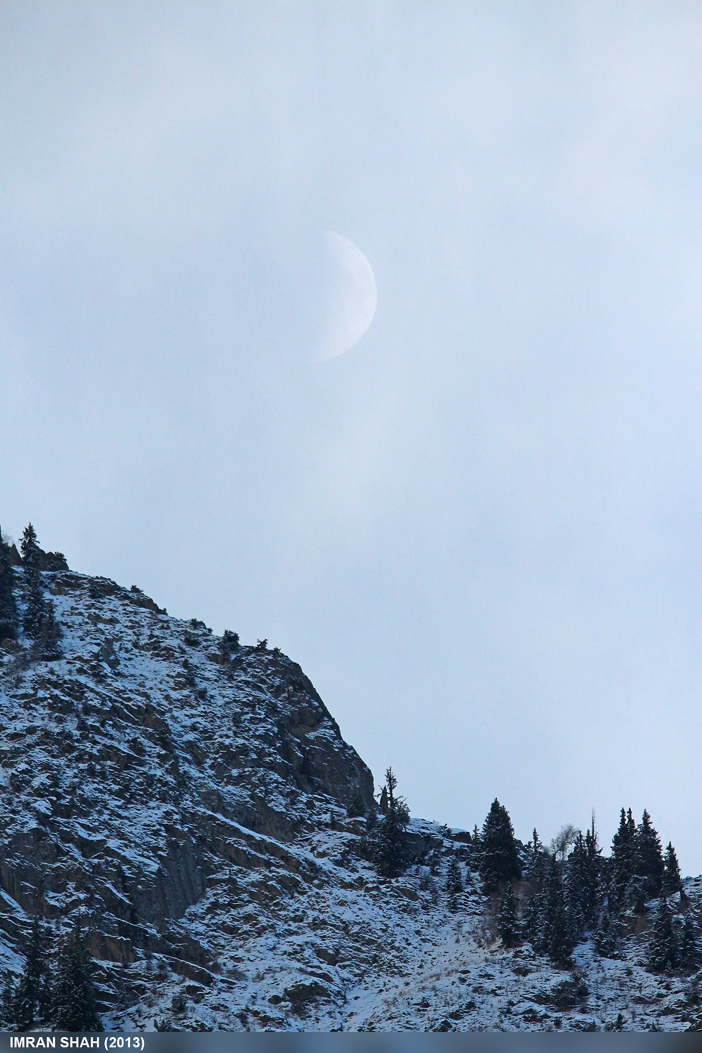 Sigma 150-500mm F5-6.3 DG OS HSM sample photo. Moonrise photography