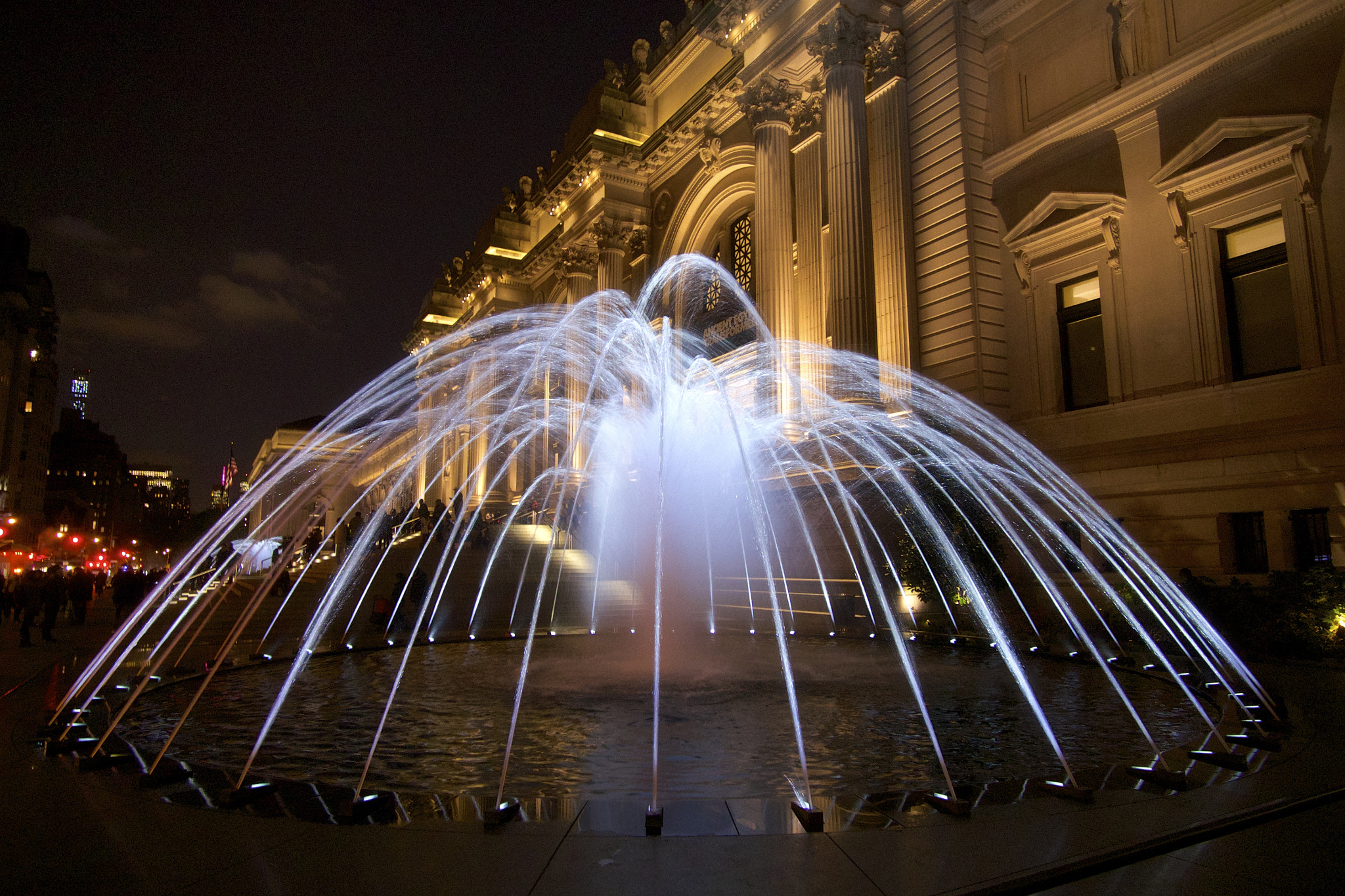 Panasonic Lumix G Vario 7-14mm F4 ASPH sample photo. Mma fountain photography