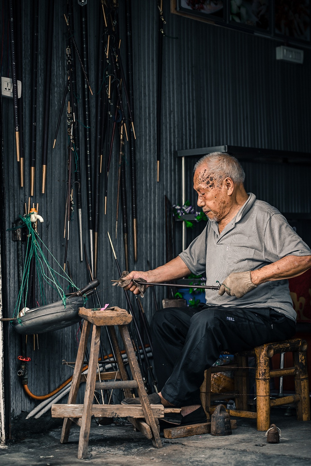 ZEISS Otus 85mm F1.4 sample photo. Steelyard hand maker in china photography