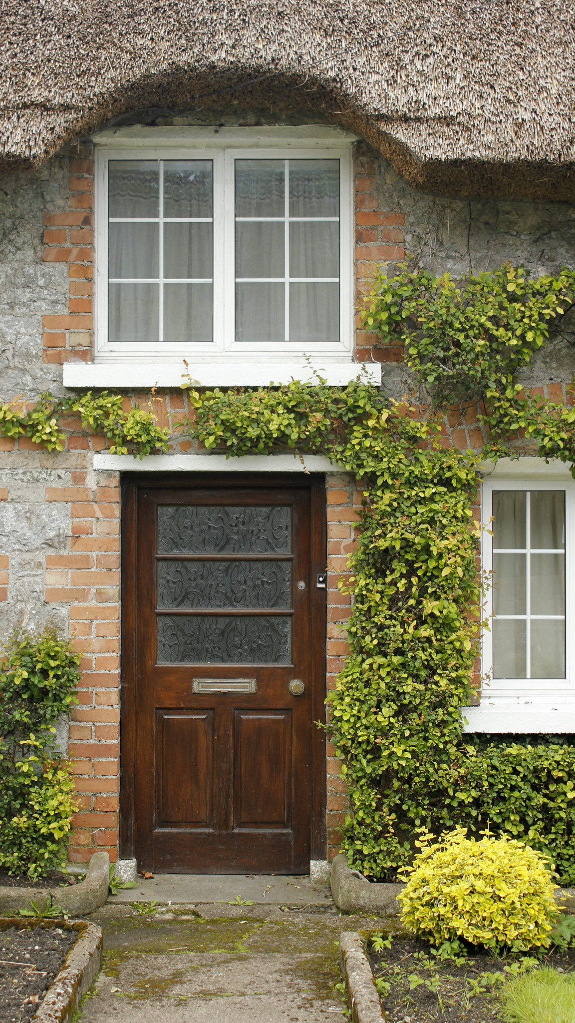 Canon EF-S 18-55mm F3.5-5.6 IS sample photo. Two story cottage adare photography