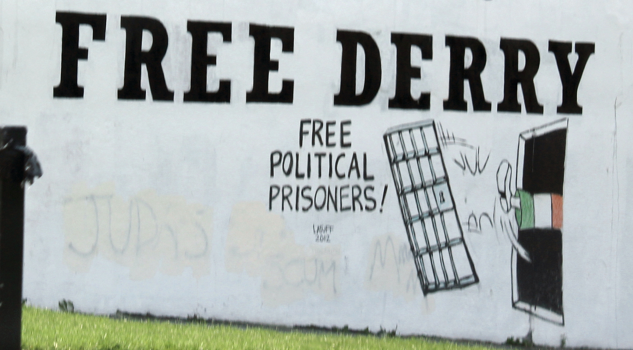 Canon EF-S 18-55mm F3.5-5.6 IS sample photo. Free political  prisoners photography