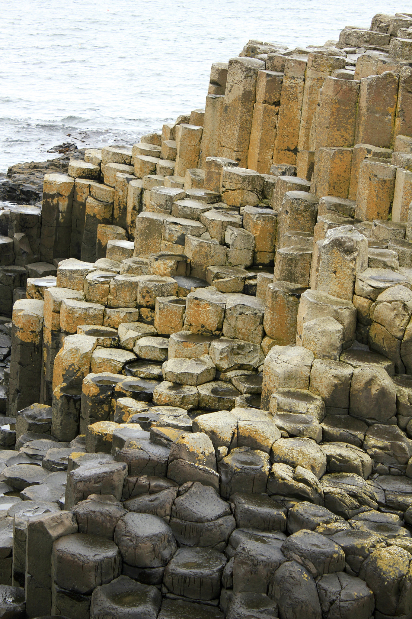 Canon EF-S 18-55mm F3.5-5.6 IS sample photo. Giants causeway photography