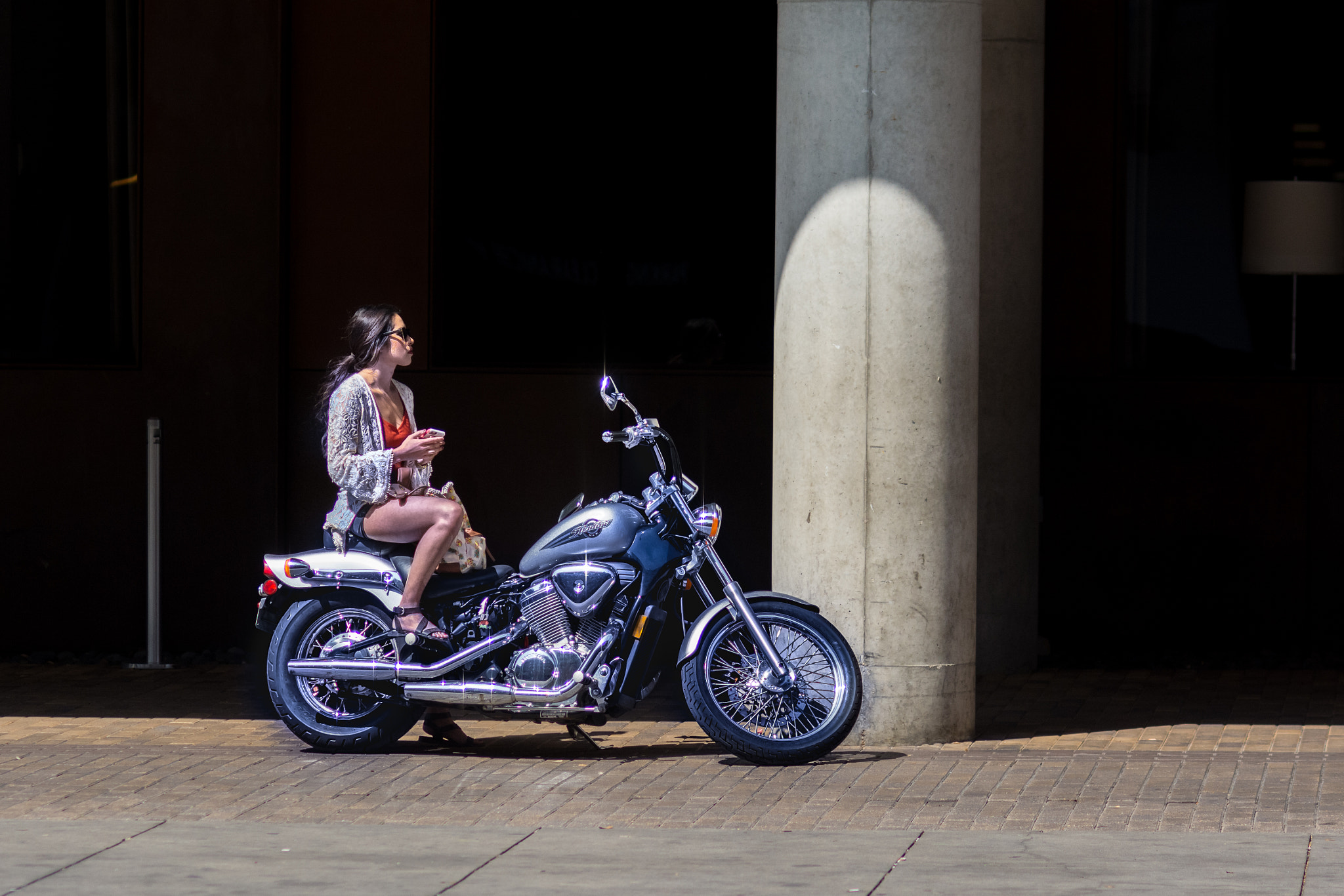 Nikon D7100 + AF Nikkor 85mm f/1.8 sample photo. Motorcycle babe photography