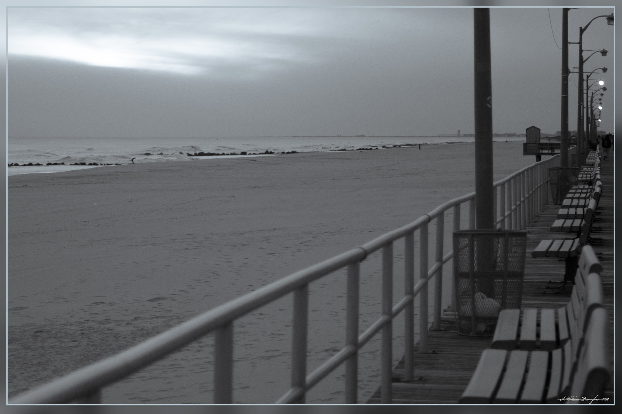 Canon EOS 550D (EOS Rebel T2i / EOS Kiss X4) sample photo. Empty beach photography