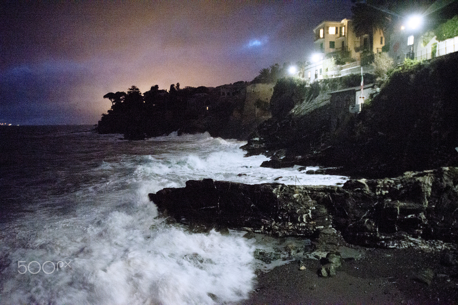 AF Zoom-Nikkor 24-120mm f/3.5-5.6D IF sample photo. Mare photography