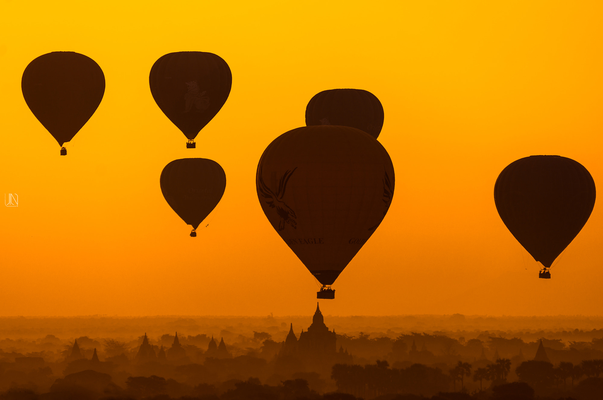 Sony Alpha NEX-5T + Sony E 55-210mm F4.5-6.3 OSS sample photo. Sunrise, bagan photography