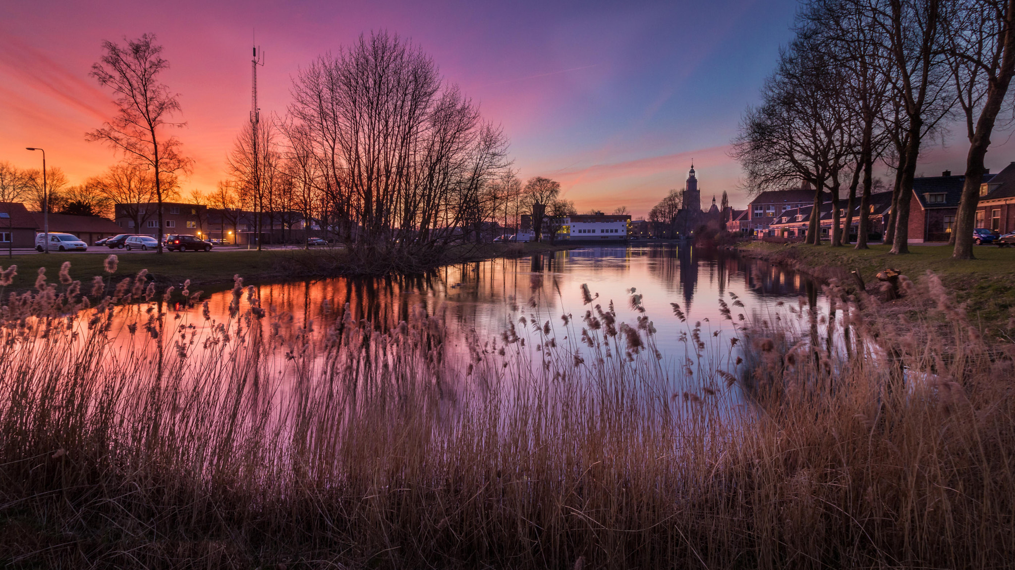 Canon EF-S 10-18mm F4.5–5.6 IS STM sample photo. Violet skies photography