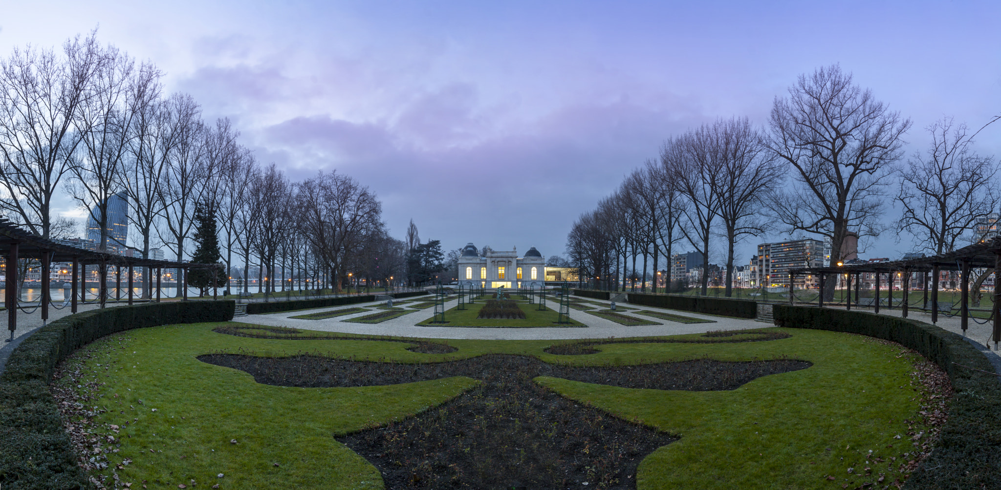 Sigma 10-20mm F3.5 EX DC HSM sample photo. - la boverie - photography
