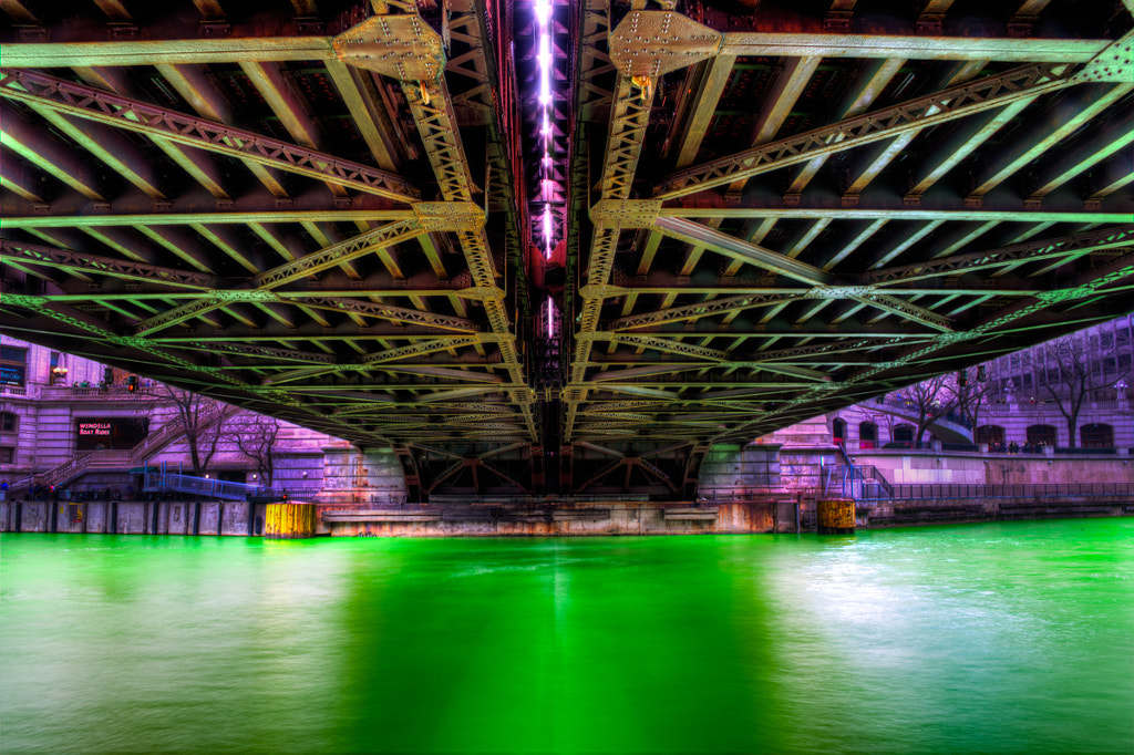 Green Chicago River under Michigan Avenue Bridge by Matt Maldre on 500px.com