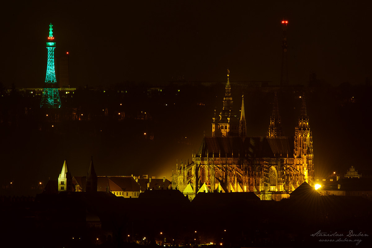 Nikon D3S + Nikon AF-S Nikkor 300mm F4D ED-IF sample photo. Petrin tower in st. patrick day color - prague photography