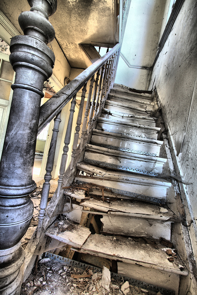 Dangerous stairs by Renske Coolen / 500px