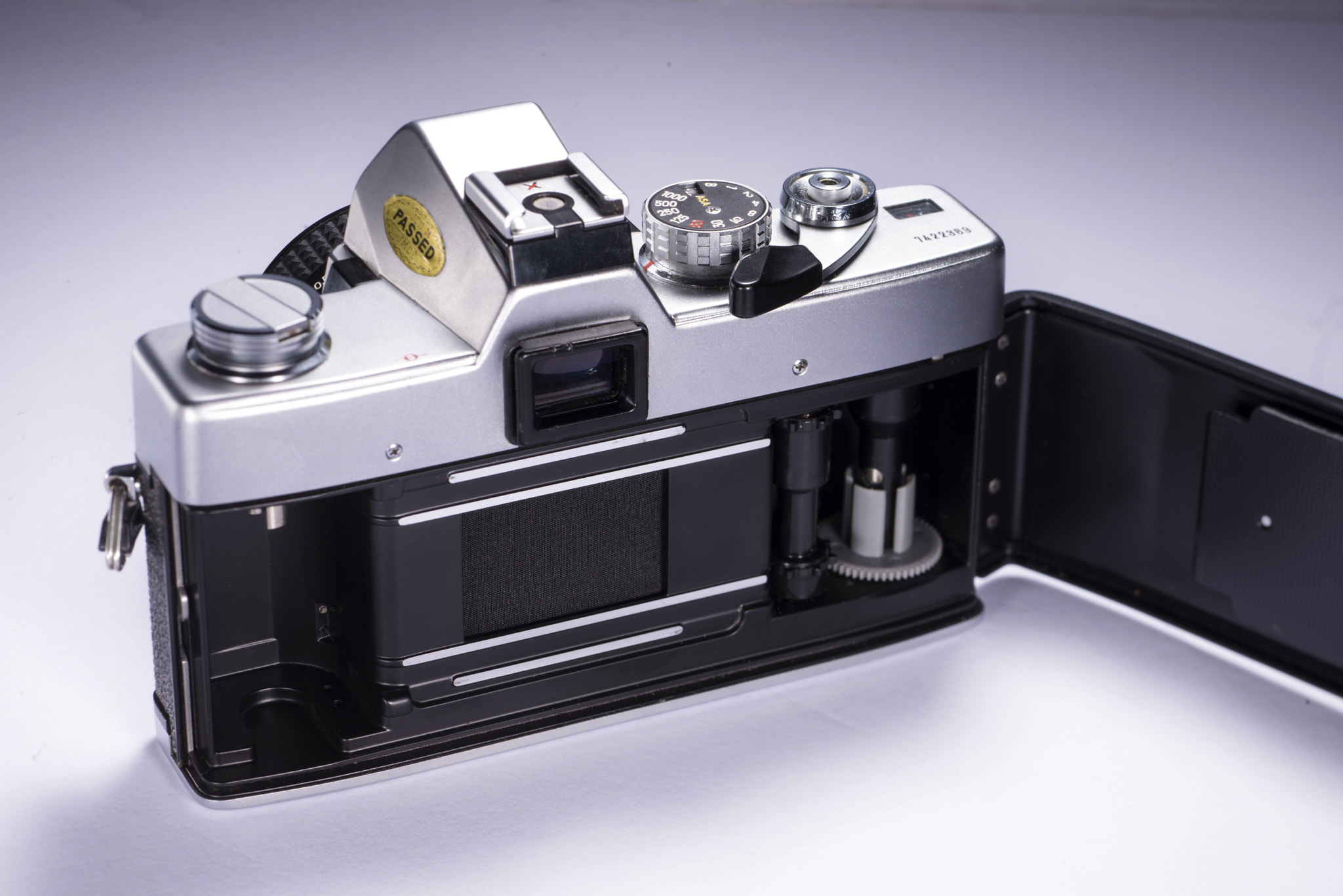 Nikon D800E + PC Micro-Nikkor 85mm f/2.8D sample photo. Minolta srtback photography