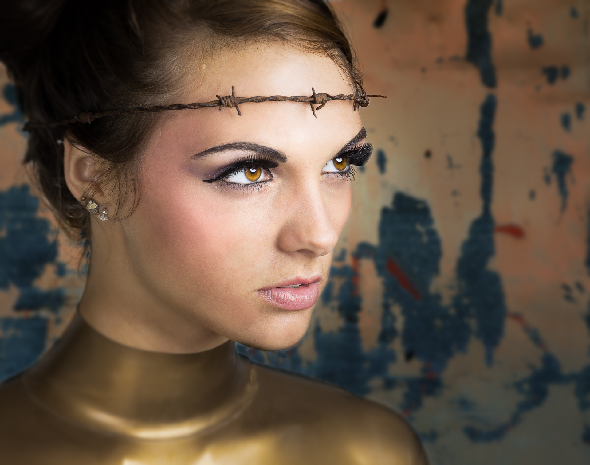 Phase One IQ140 + Schneider LS 80mm f/2.8 sample photo. Golden girl photography