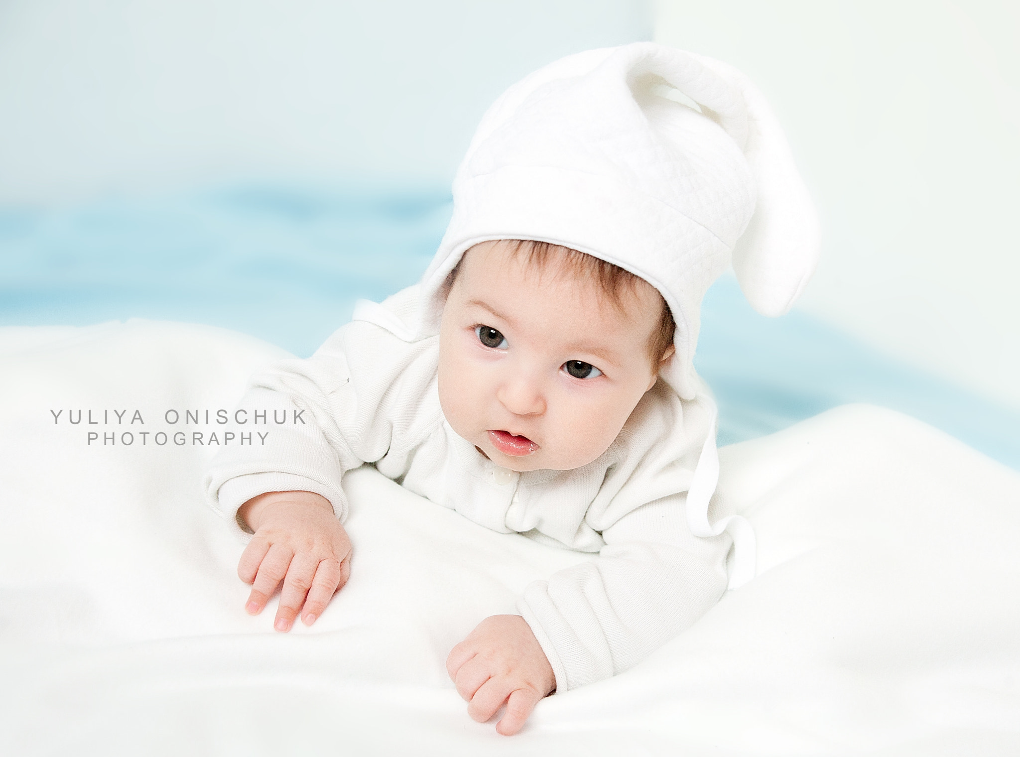 Canon EOS 5D + Canon EF 28-200mm F3.5-5.6 USM sample photo. Cute baby photography
