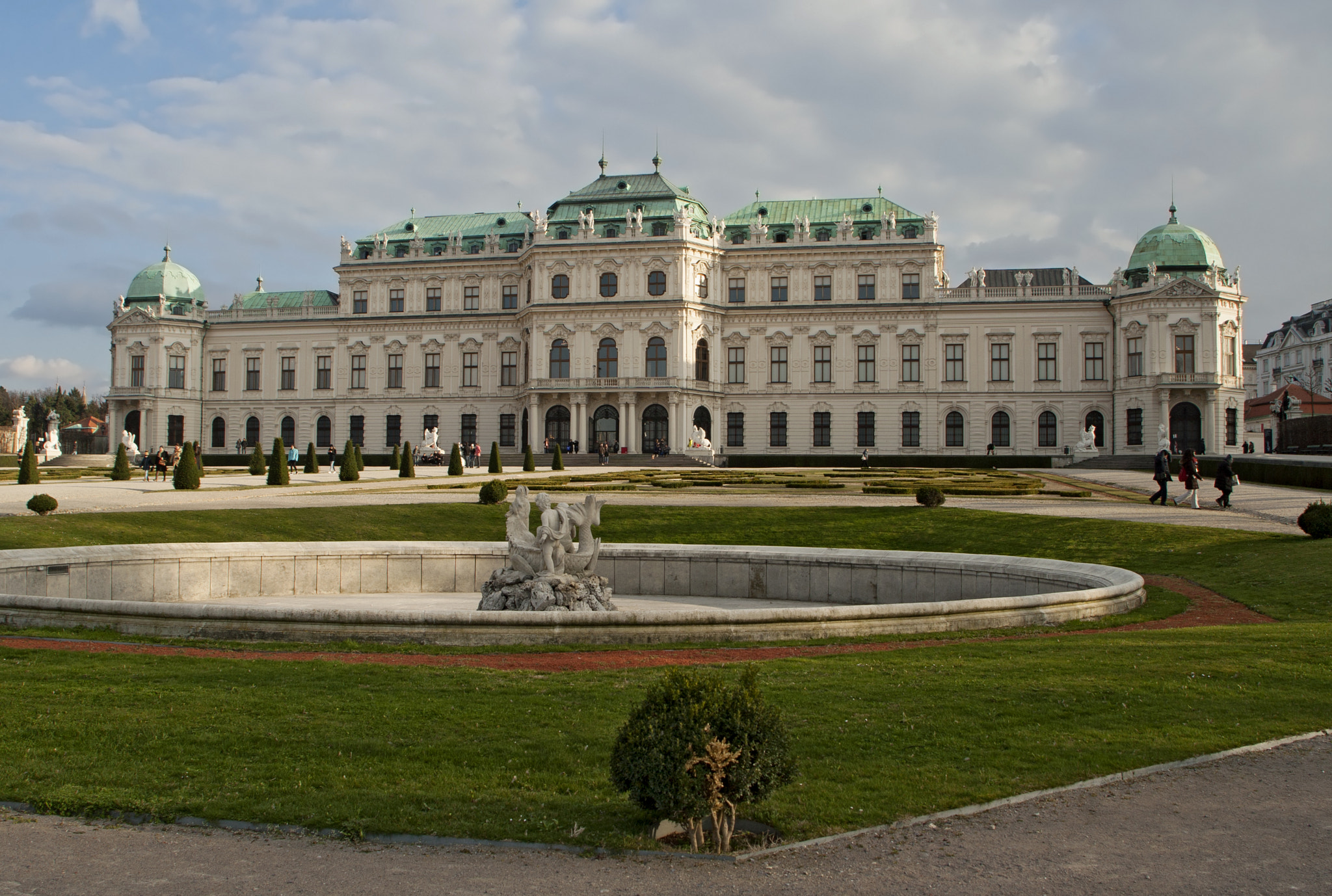 Canon EF 20-35mm F3.5-4.5 USM sample photo. Schloss belvedere (wien) photography