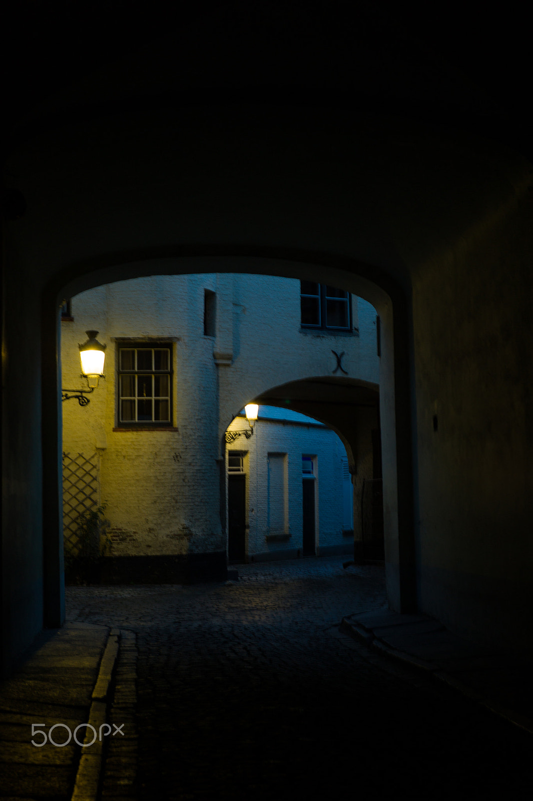 Leica M9 + Summilux-M 50mm f/1.4 (II) sample photo. St.jacobs street in the night photography