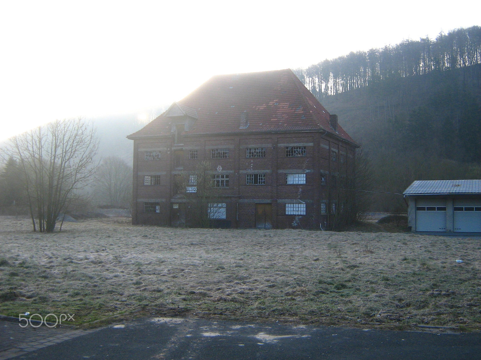 Canon POWERSHOT A430 sample photo. Old factory photography