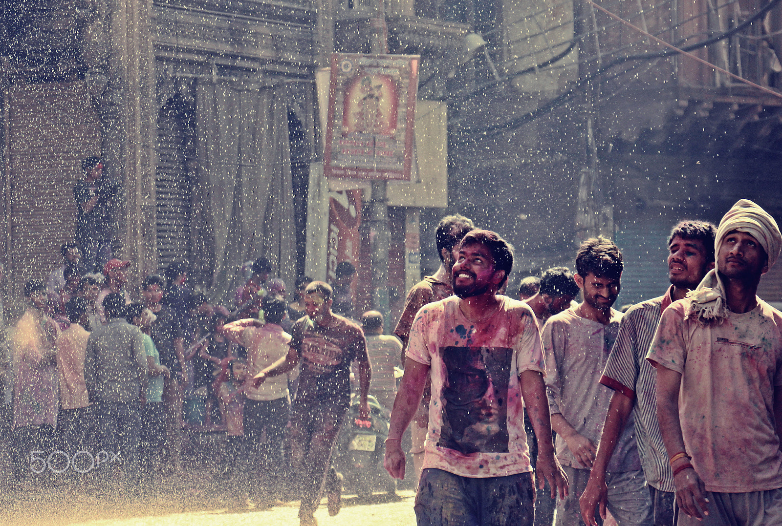 Canon EF-S 18-135mm F3.5-5.6 IS STM sample photo. Happiness all around, holi. india photography