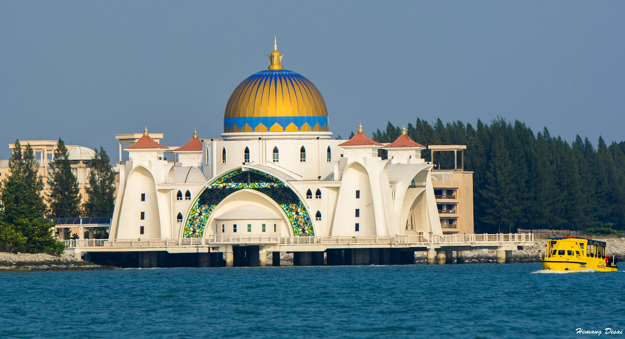 Nikon AF-S Nikkor 70-200mm F2.8G ED VR II sample photo. Floating mosque..... photography