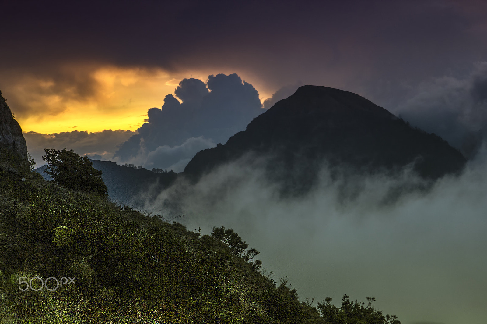 Canon EF 28-105mm f/3.5-4.5 USM sample photo. Colours of indonesia photography
