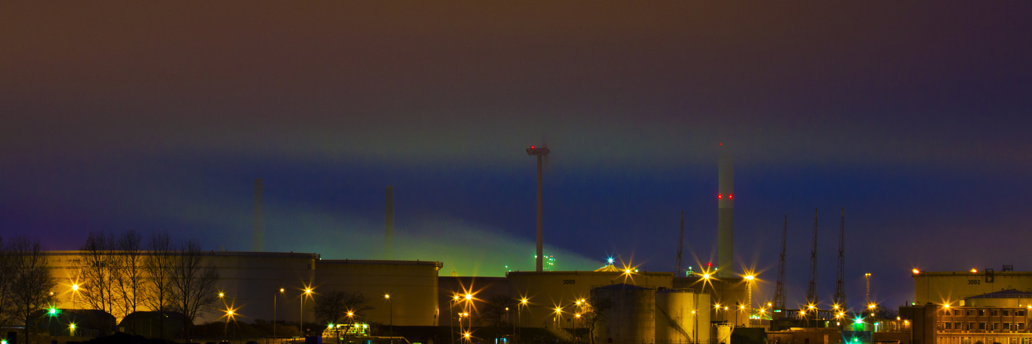 Canon EF 100-400mm F4.5-5.6L IS USM sample photo. Europoort by night photography