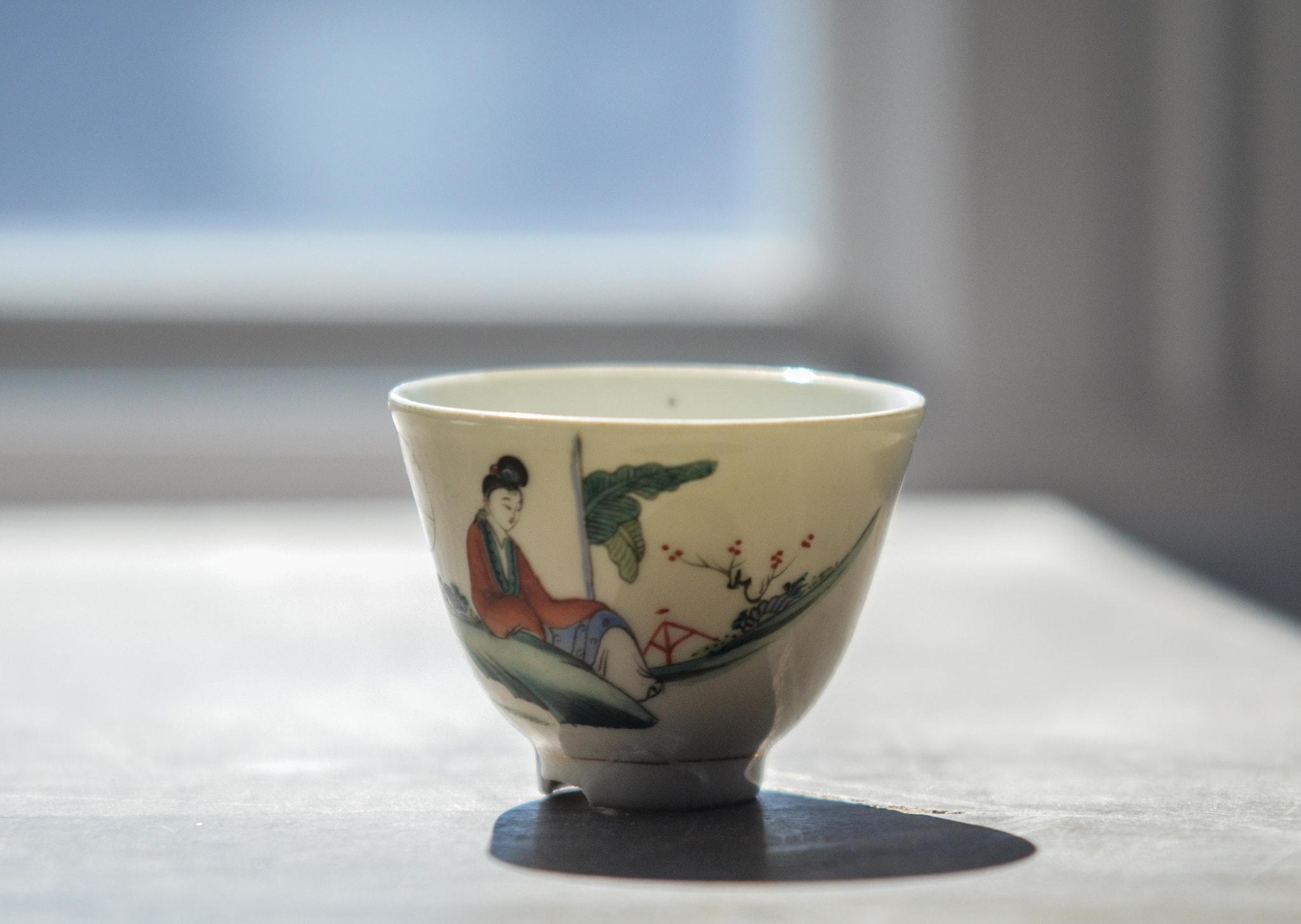 Sigma 70-200mm F2.8 EX DG OS HSM sample photo. Broken porcelain photography