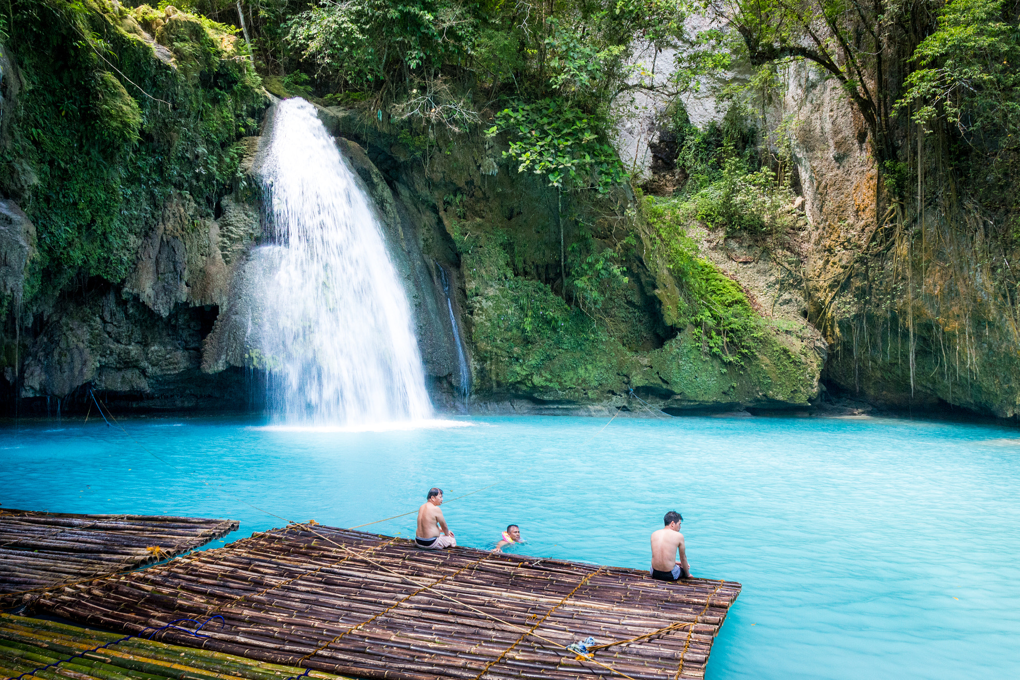 Canon EOS 700D (EOS Rebel T5i / EOS Kiss X7i) + Canon EF 500mm F4L IS USM sample photo. Blue lagoon falls photography